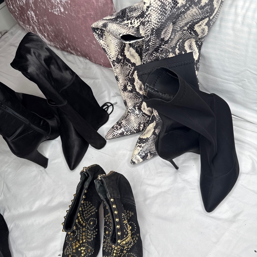 4 pairs of boots